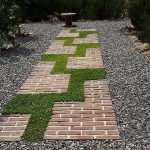 ý tưởng độc đáo với đá sỏi trang trí sân vườn đẹp